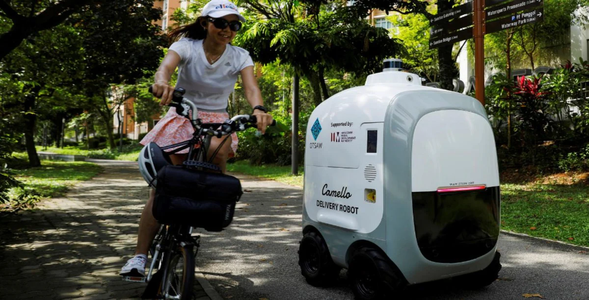 Robots are transporting milk and ration to homes, the name is Camello